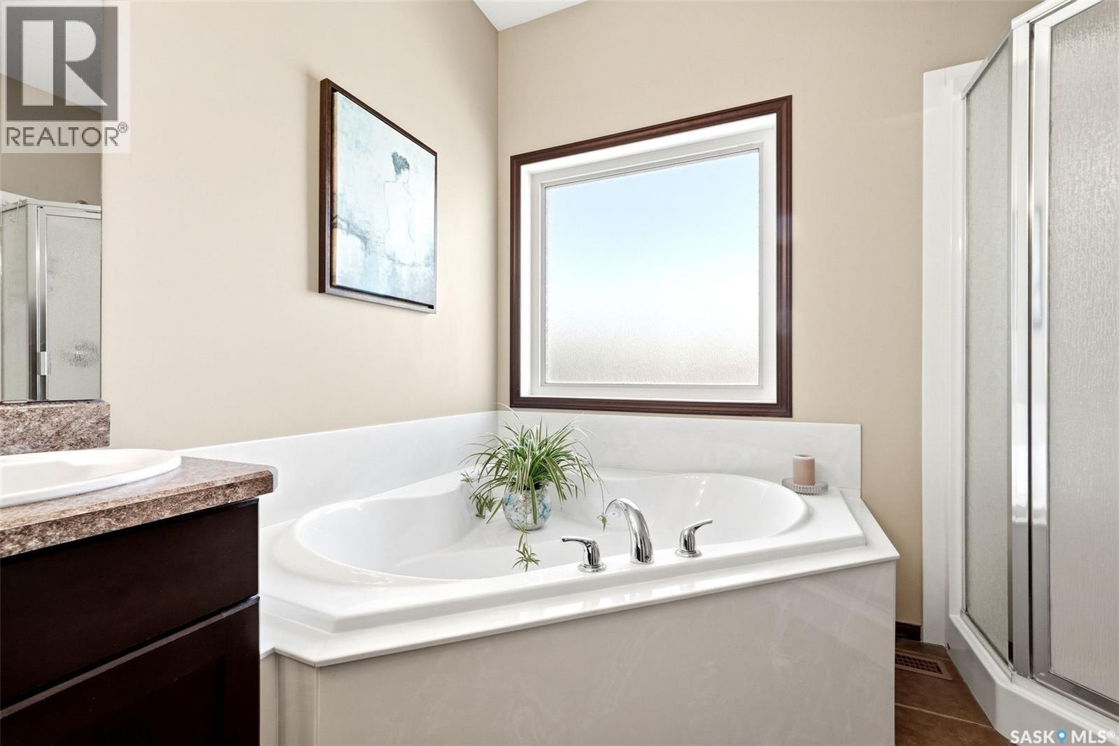24 Bardel Crescent, Pilot Butte, Saskatchewan  S0G 3Z0 - Photo 15 - SK034364