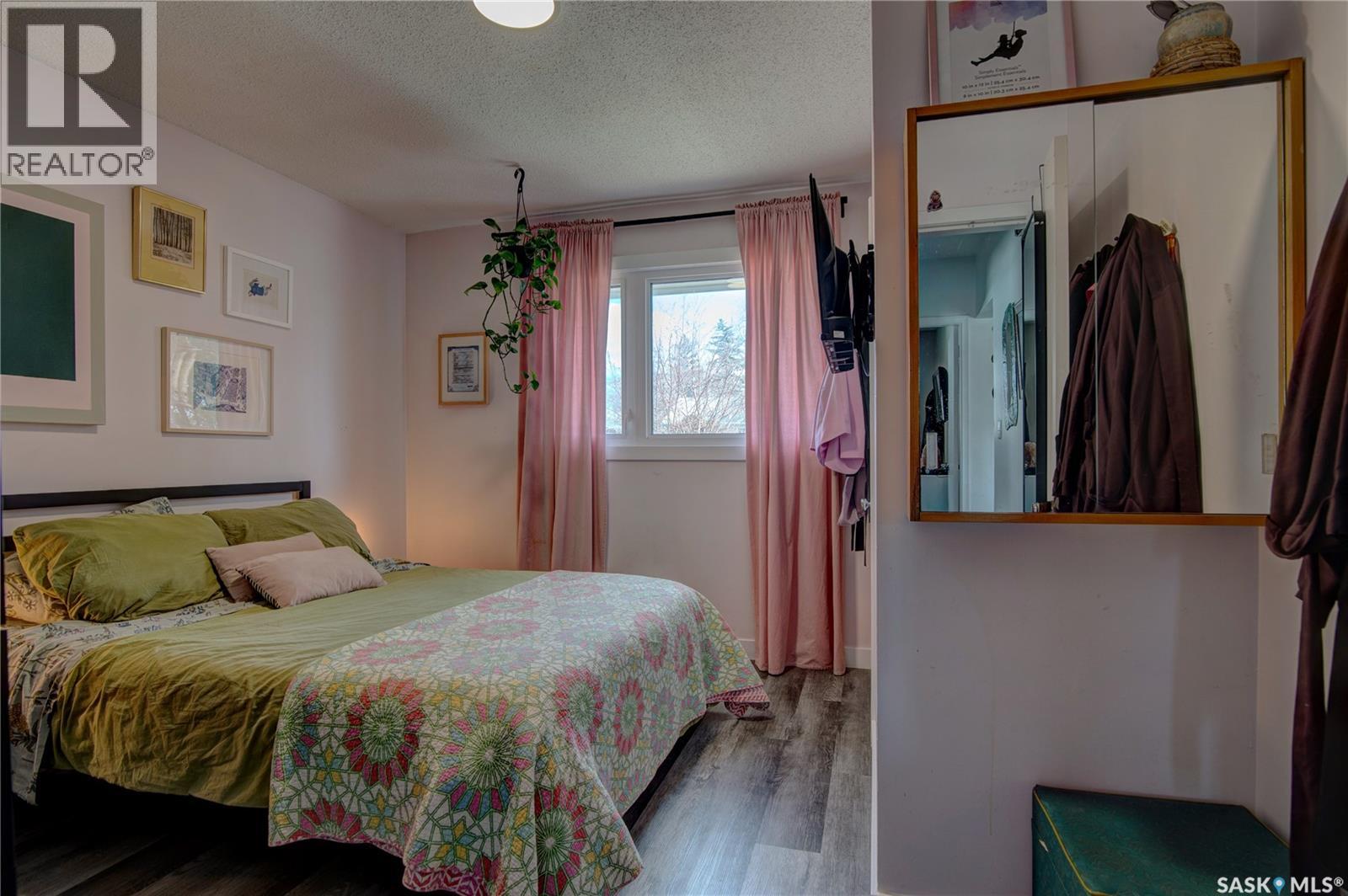 1144 Campbell Street, Regina, Saskatchewan  S4T 5P6 - Photo 10 - SK034323