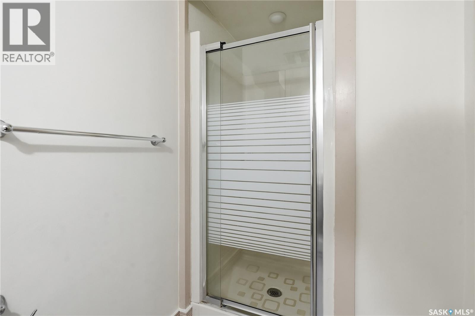 2425 Atkinson Street, Regina, Saskatchewan  S4N 3X6 - Photo 36 - SK034158