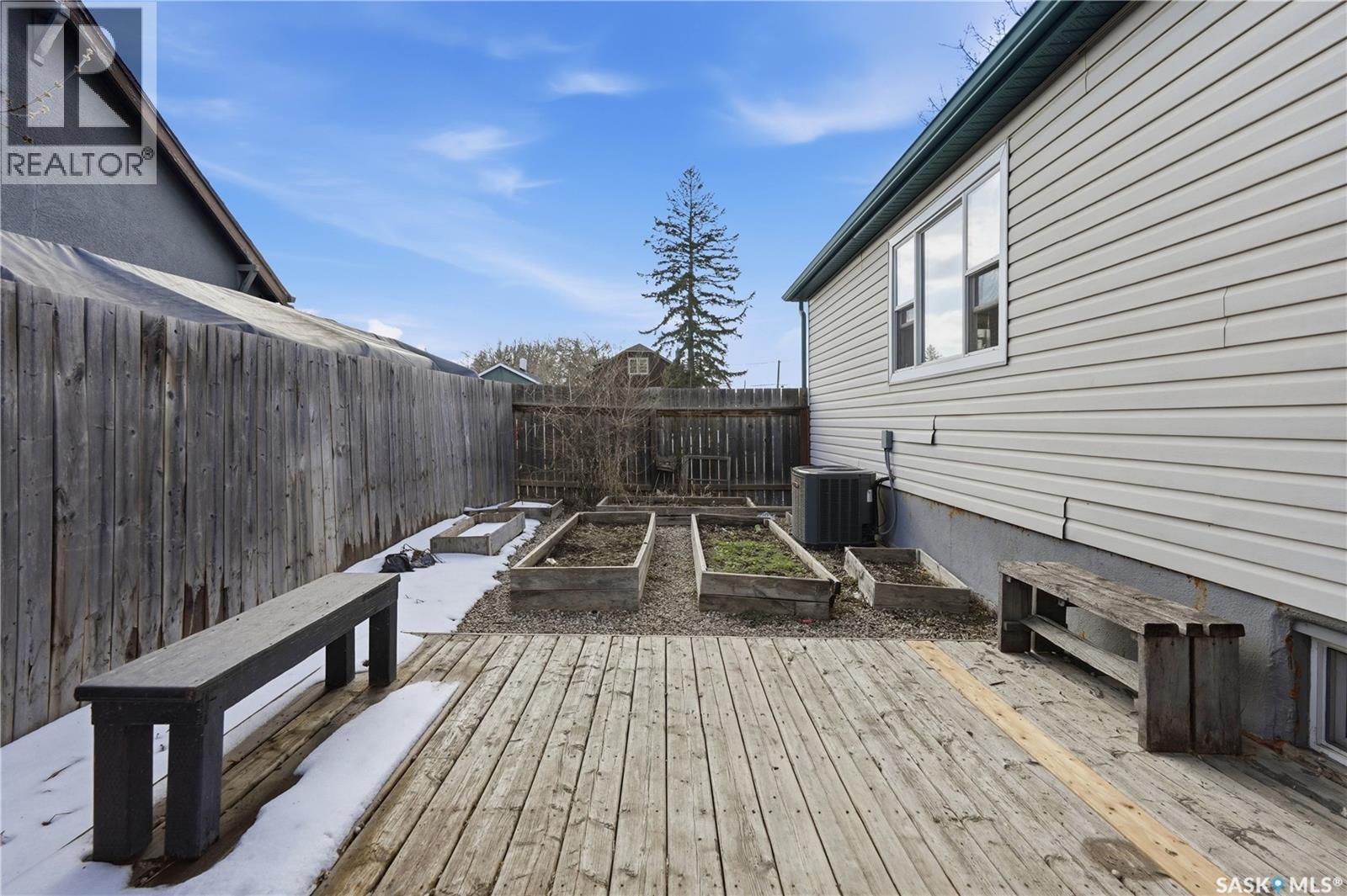 2425 Atkinson Street, Regina, Saskatchewan  S4N 3X6 - Photo 43 - SK034158