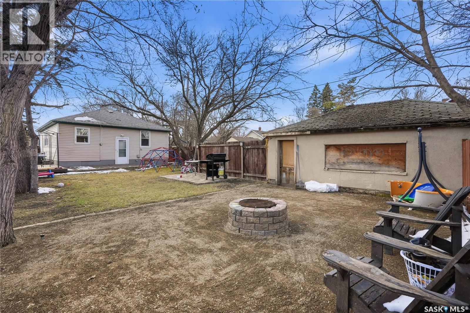 2425 Atkinson Street, Regina, Saskatchewan  S4N 3X6 - Photo 47 - SK034158