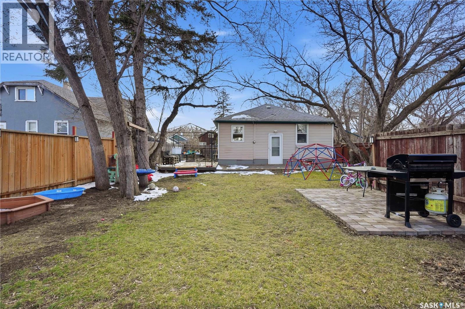 2425 Atkinson Street, Regina, Saskatchewan  S4N 3X6 - Photo 48 - SK034158
