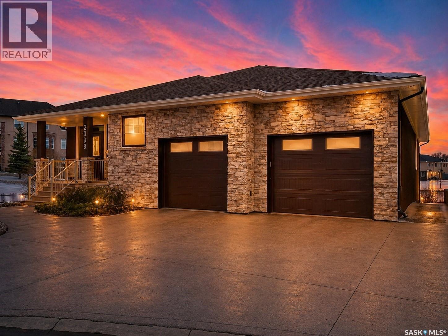 2098 Riverbend VIEW, Regina, Saskatchewan