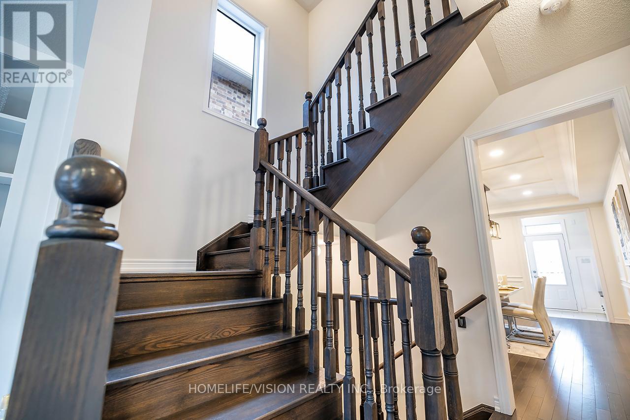 4 Dumaine Street, Whitby, Ontario  L1P 0G8 - Photo 24 - E13061816