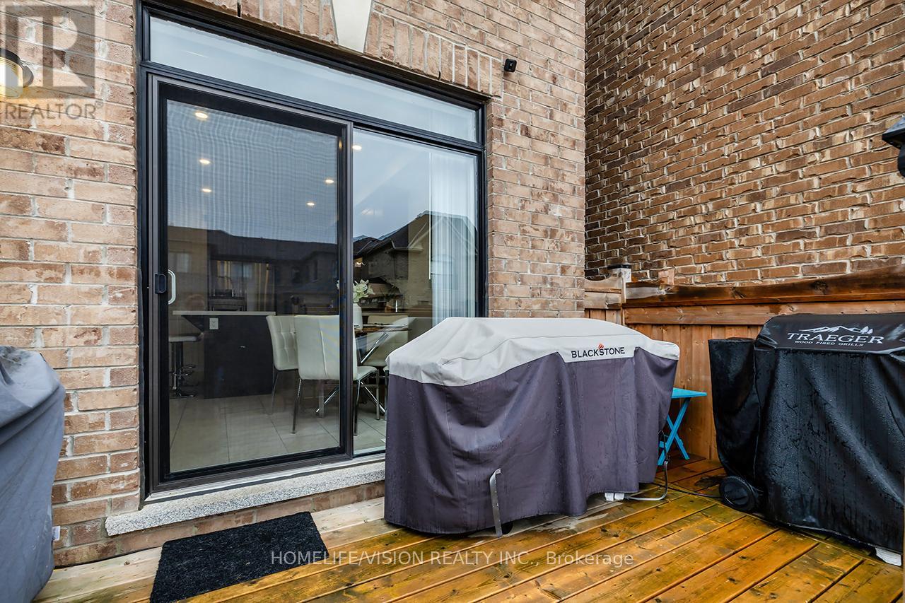 4 Dumaine Street, Whitby, Ontario  L1P 0G8 - Photo 41 - E13061816