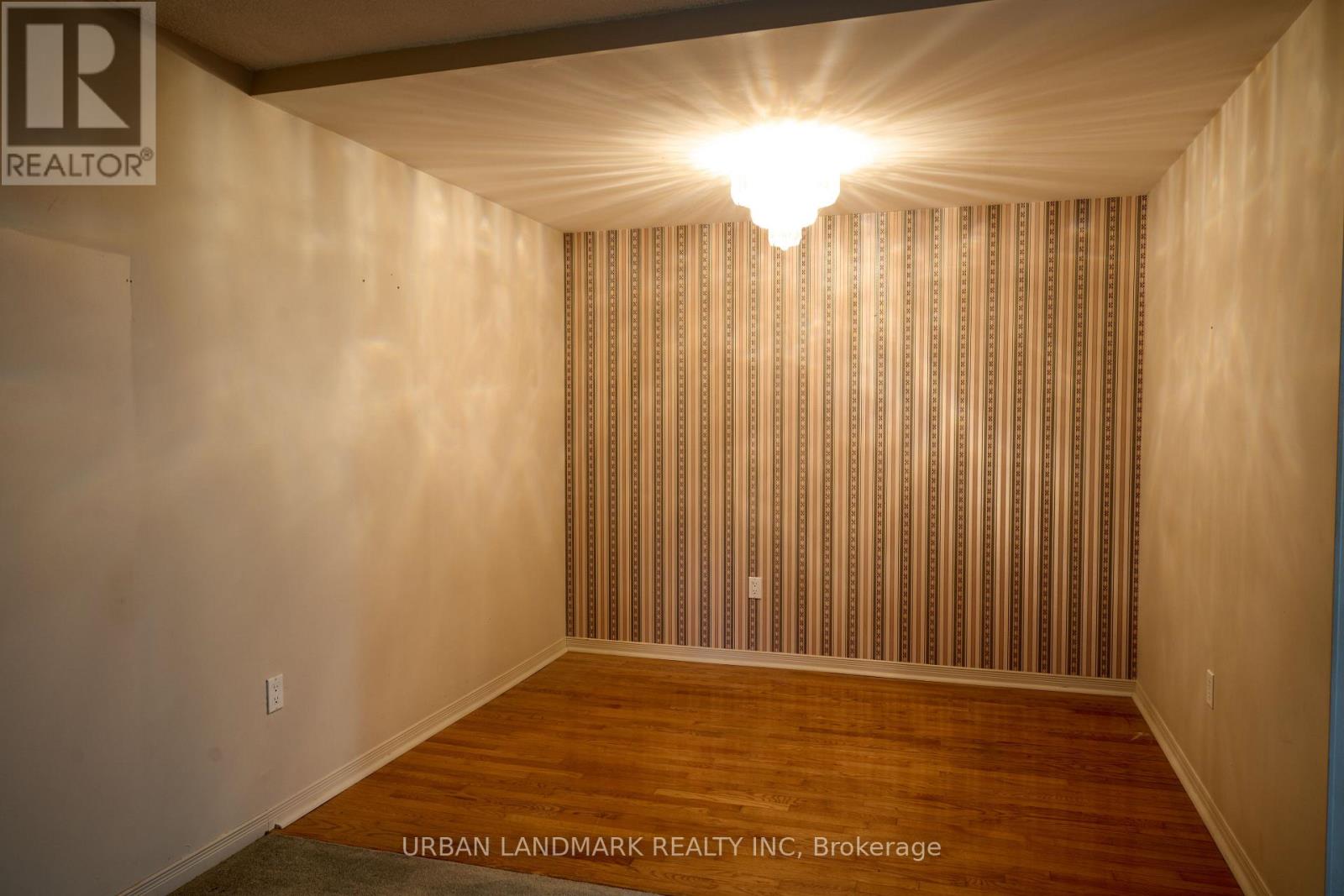 107 - 1535 Diefenbaker Court, Pickering, Ontario  L1V 3W2 - Photo 8 - E13061836