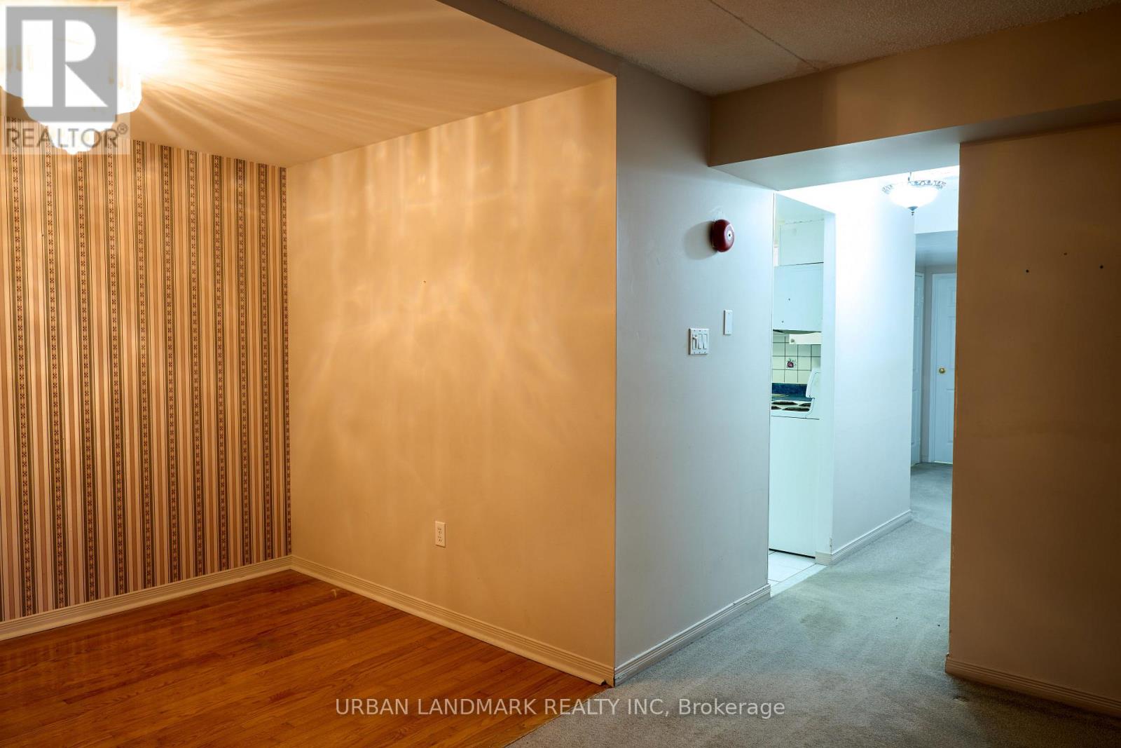 107 - 1535 Diefenbaker Court, Pickering, Ontario  L1V 3W2 - Photo 9 - E13061836