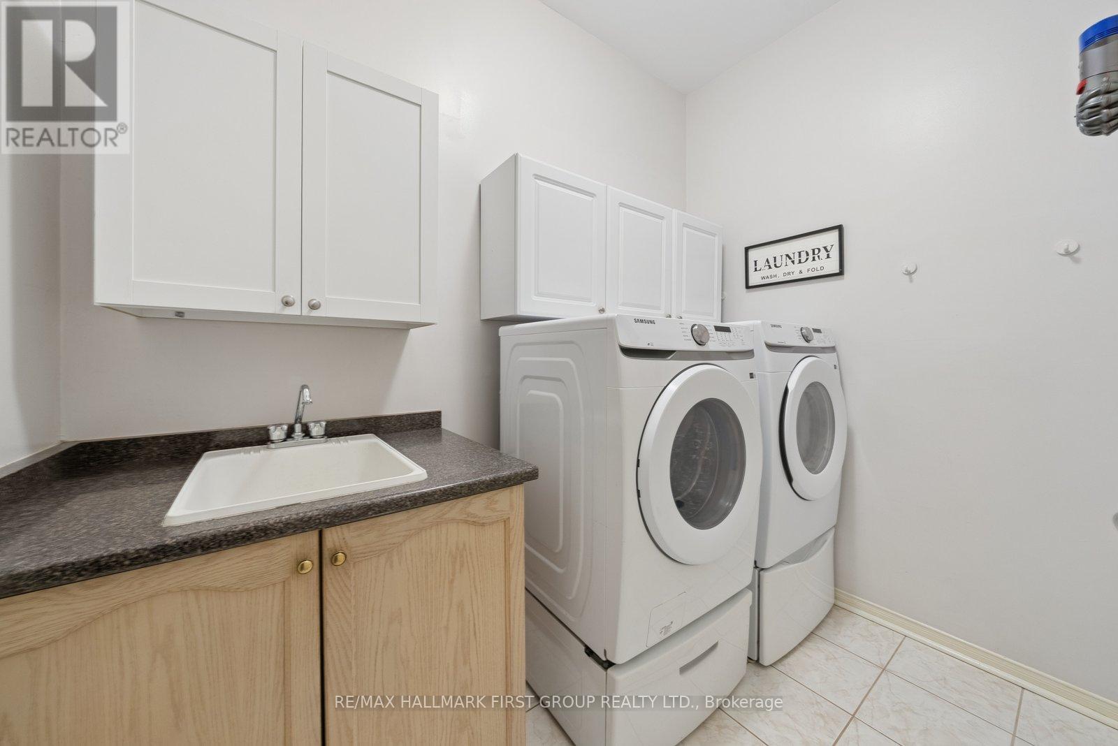 1768 White Cedar Drive, Pickering, Ontario  L1V 6Z1 - Photo 17 - E13061856