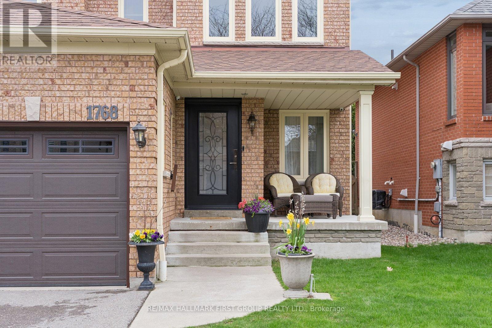 1768 White Cedar Drive, Pickering, Ontario  L1V 6Z1 - Photo 2 - E13061856