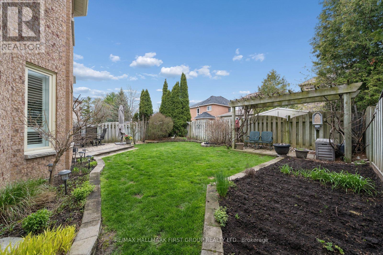 1768 White Cedar Drive, Pickering, Ontario  L1V 6Z1 - Photo 38 - E13061856