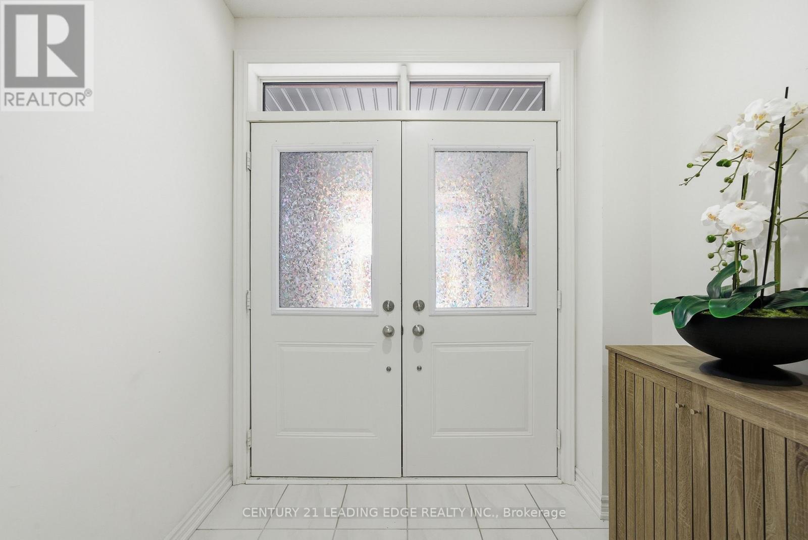 12 Coppini Lane, Ajax, Ontario  L1S 0G9 - Photo 5 - E13061888