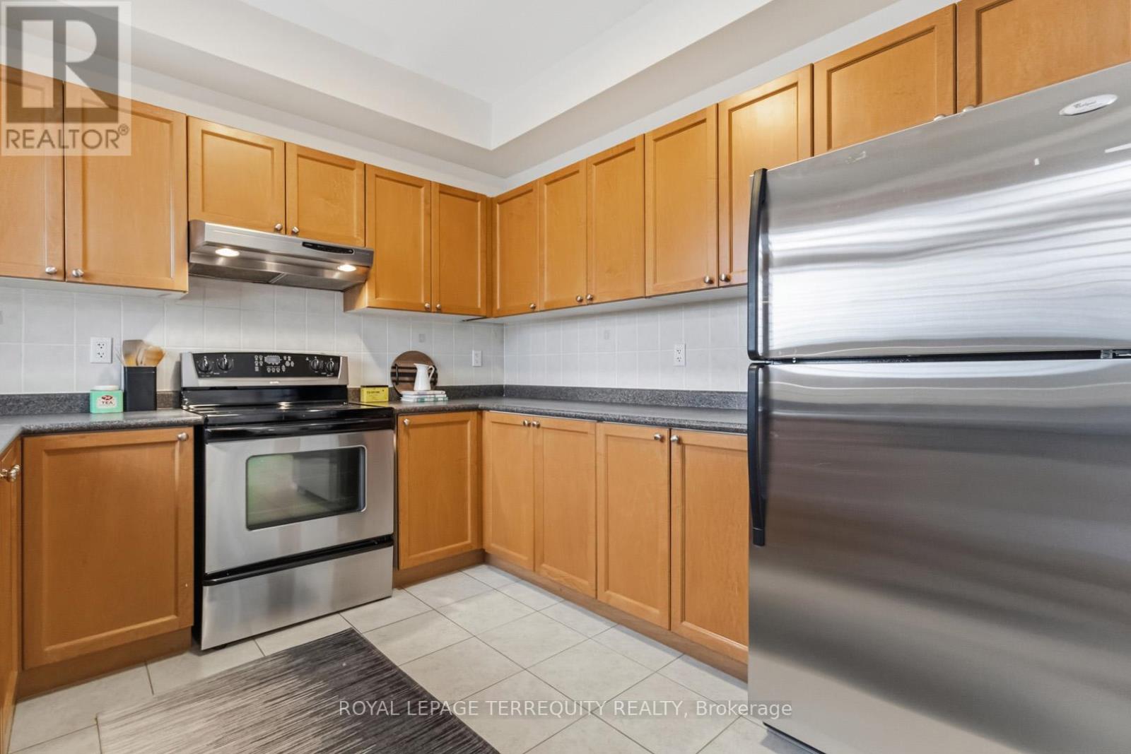 70 Stagecoach Circle, Toronto, Ontario  M1C 0A2 - Photo 17 - E13061942