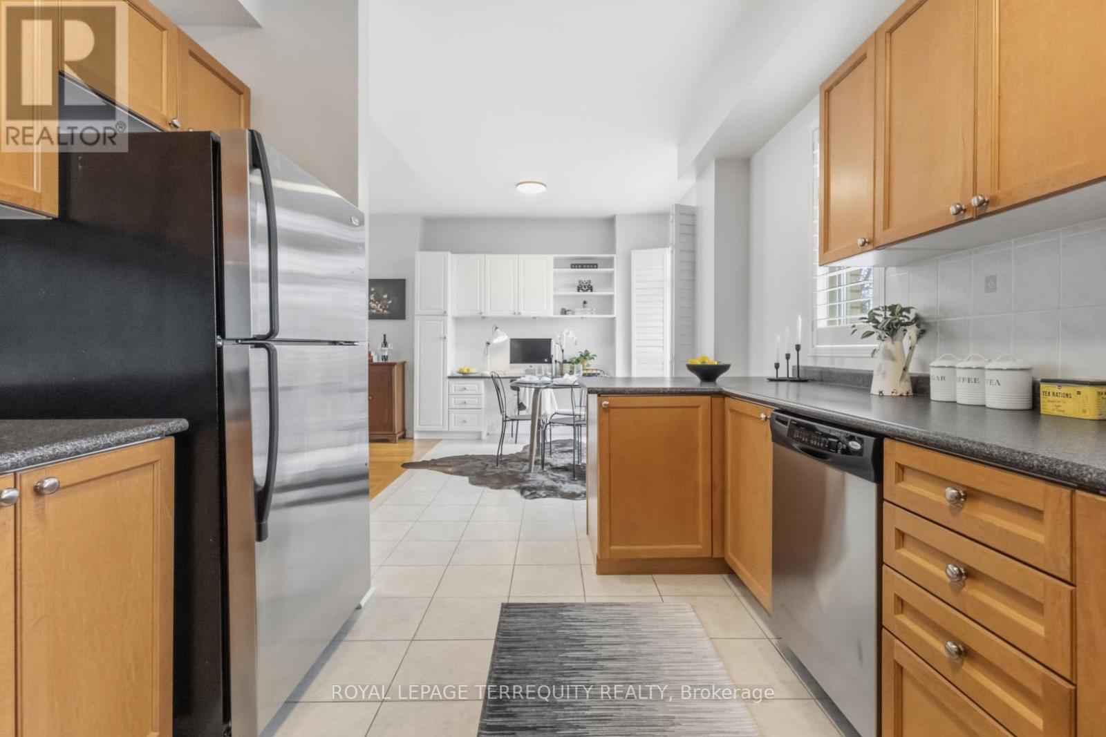 70 Stagecoach Circle, Toronto, Ontario  M1C 0A2 - Photo 19 - E13061942