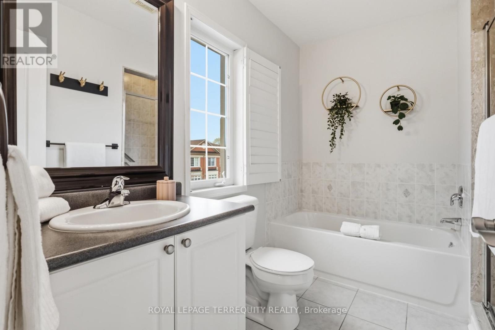 70 Stagecoach Circle, Toronto, Ontario  M1C 0A2 - Photo 23 - E13061942