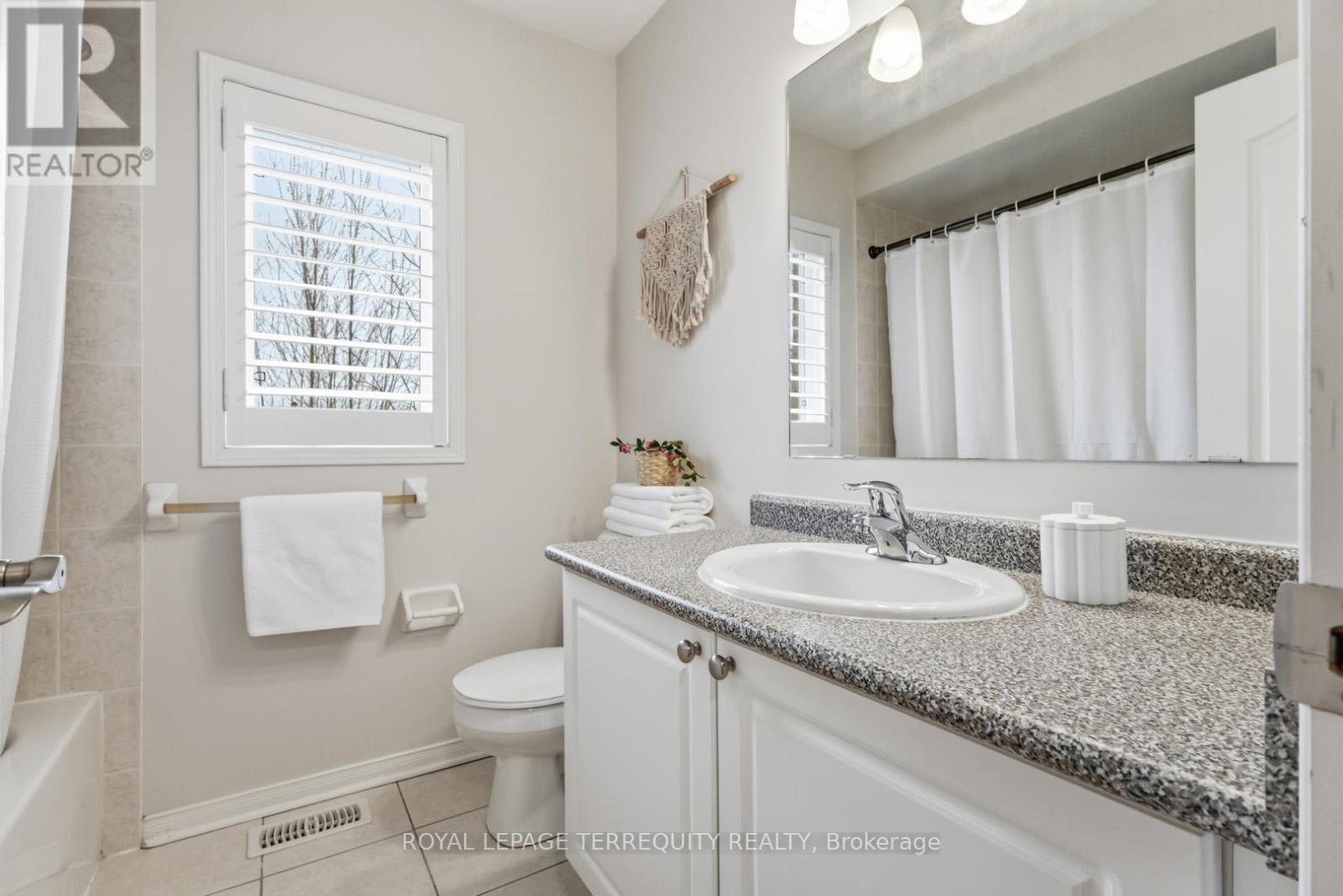 70 Stagecoach Circle, Toronto, Ontario  M1C 0A2 - Photo 28 - E13061942