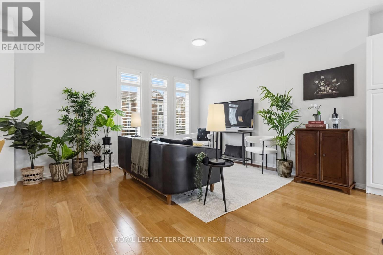 70 Stagecoach Circle, Toronto, Ontario  M1C 0A2 - Photo 4 - E13061942