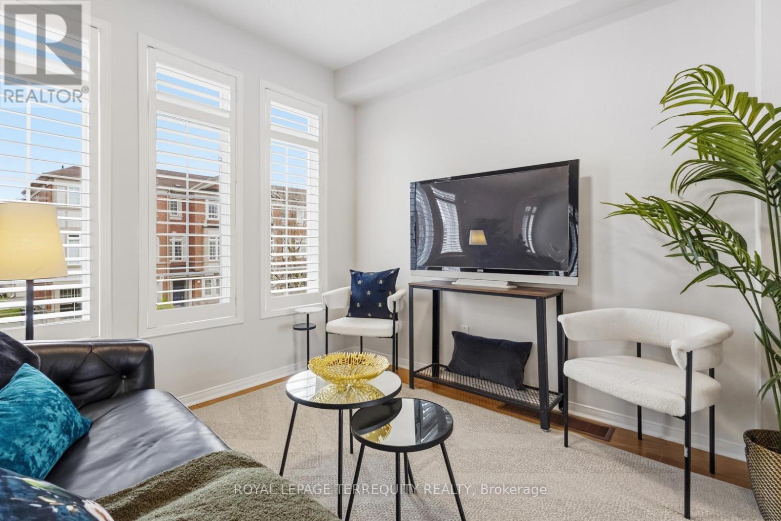 70 Stagecoach Circle, Toronto, Ontario  M1C 0A2 - Photo 6 - E13061942