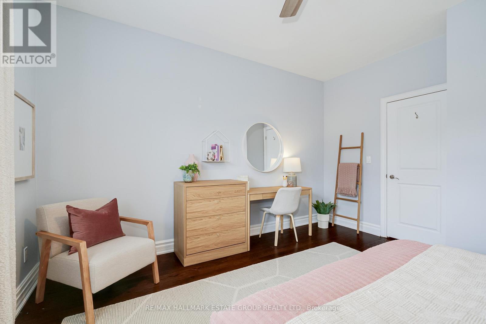 108 Pape Avenue, Toronto, Ontario  M4M 2V8 - Photo 25 - E13061954