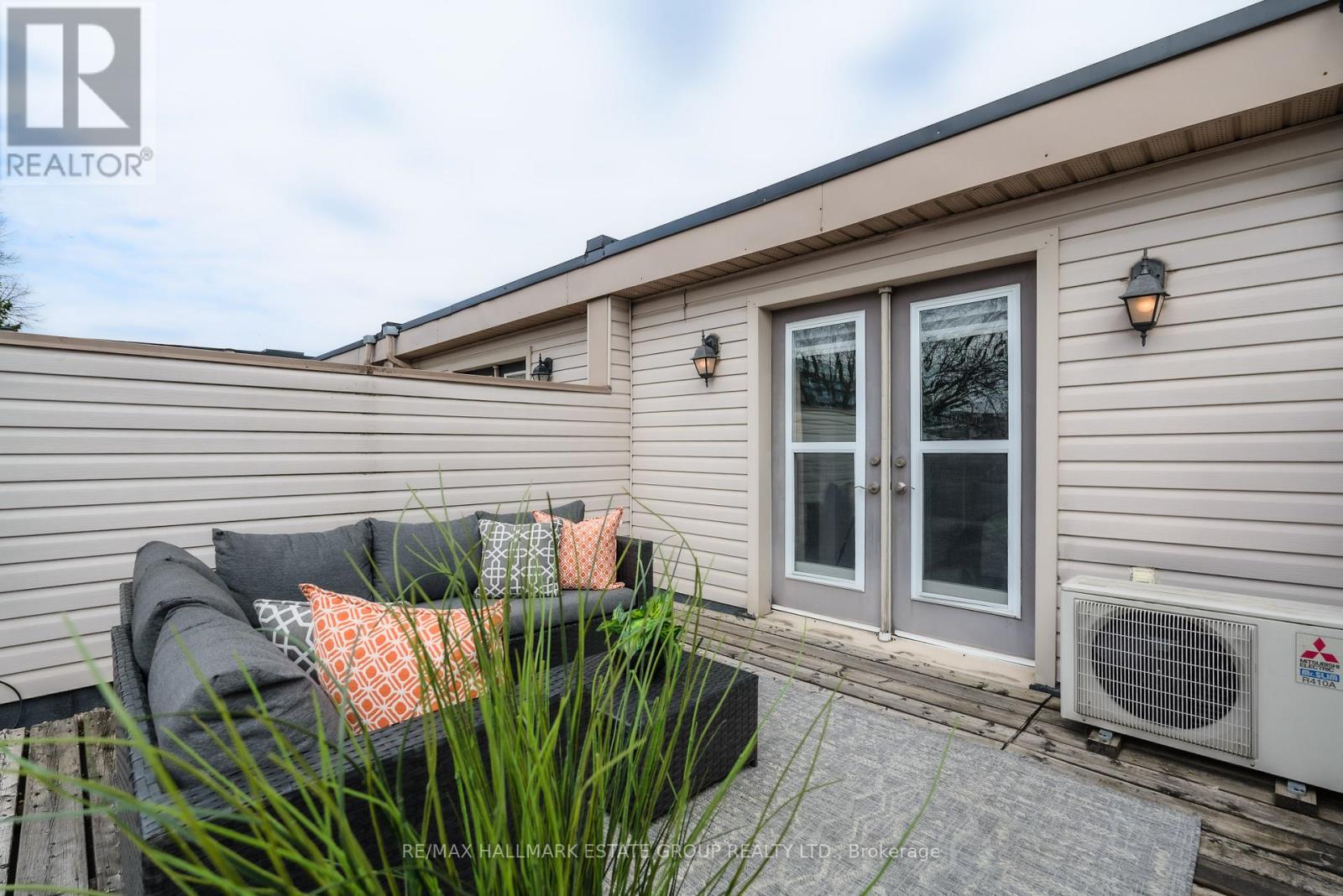 108 Pape Avenue, Toronto, Ontario  M4M 2V8 - Photo 34 - E13061954