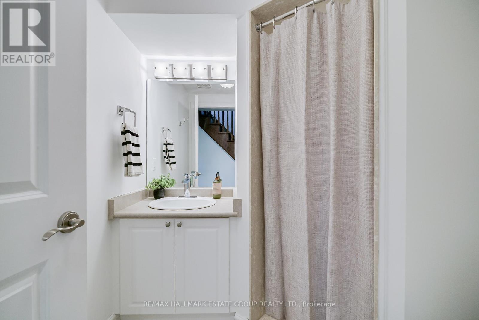 108 Pape Avenue, Toronto, Ontario  M4M 2V8 - Photo 42 - E13061954
