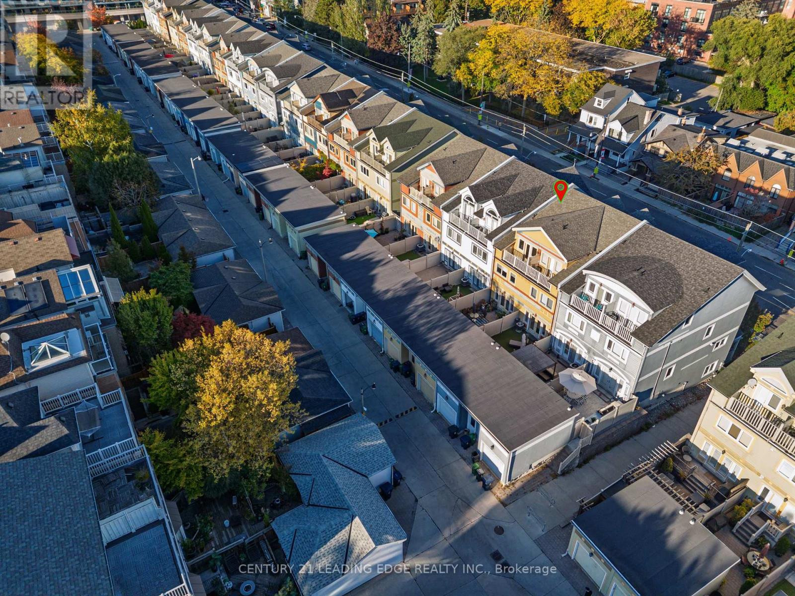82 Woodbine Avenue, Toronto, Ontario  M4L 2A2 - Photo 38 - E13062064