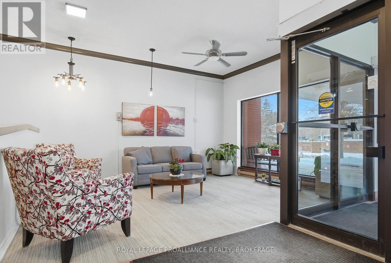 204 - 14 Greenview Drive, Kingston, Ontario  K7M 7T5 - Photo 2 - X12803552