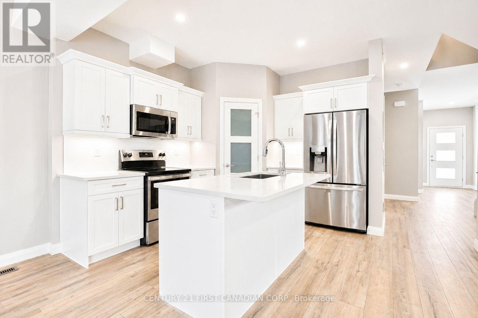 52 - 1 Miller Drive, Lucan Biddulph, Ontario  N0M 2J0 - Photo 7 - X12823582