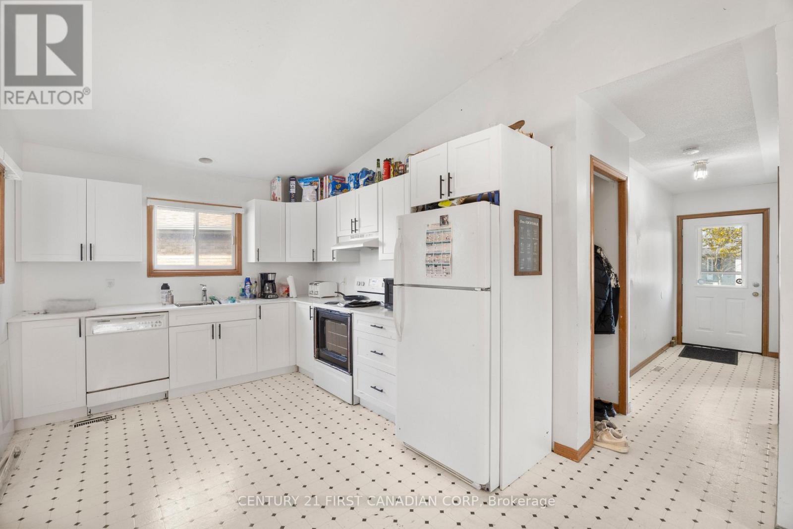 351 Fleming Drive, London East, Ontario  N5V 4Y6 - Photo 11 - X13059224