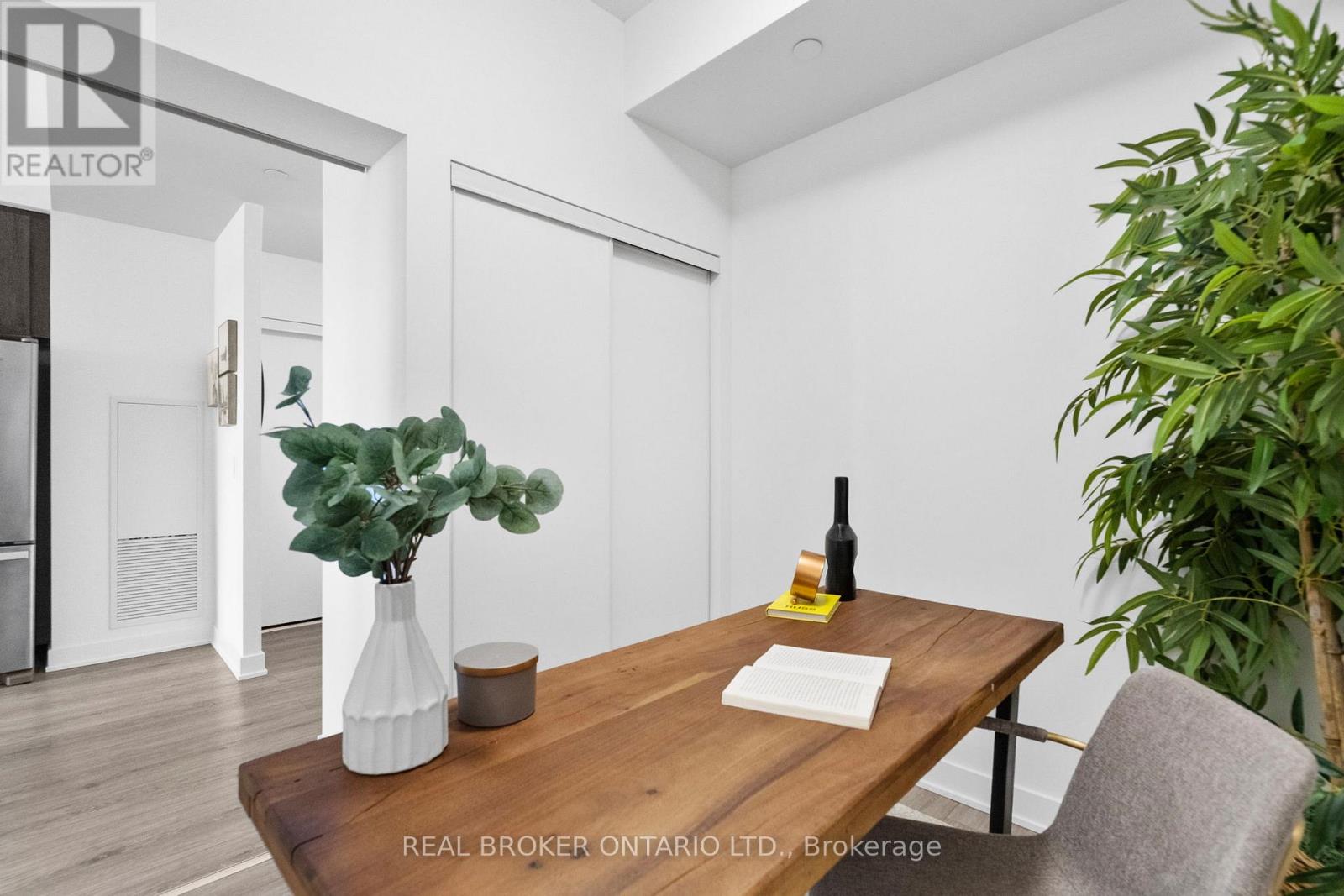 206 - 681 Yonge Street, Barrie, Ontario  L4N 4E8 - Photo 6 - S12775952