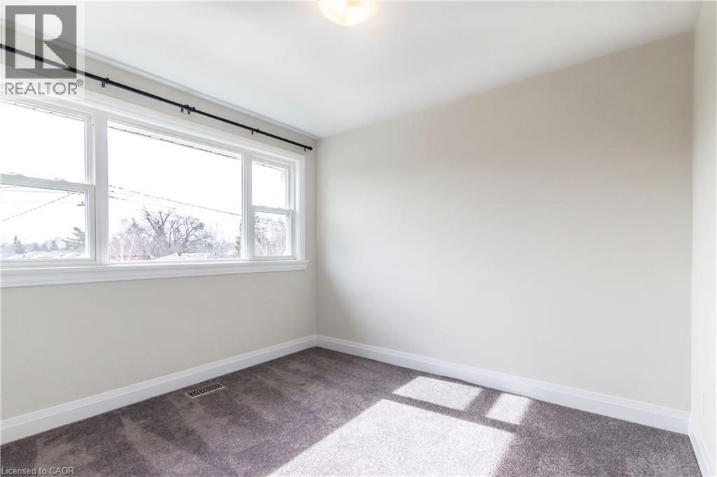2337 Barclay Road, Burlington, Ontario  L7R 2B7 - Photo 12 - 40825486