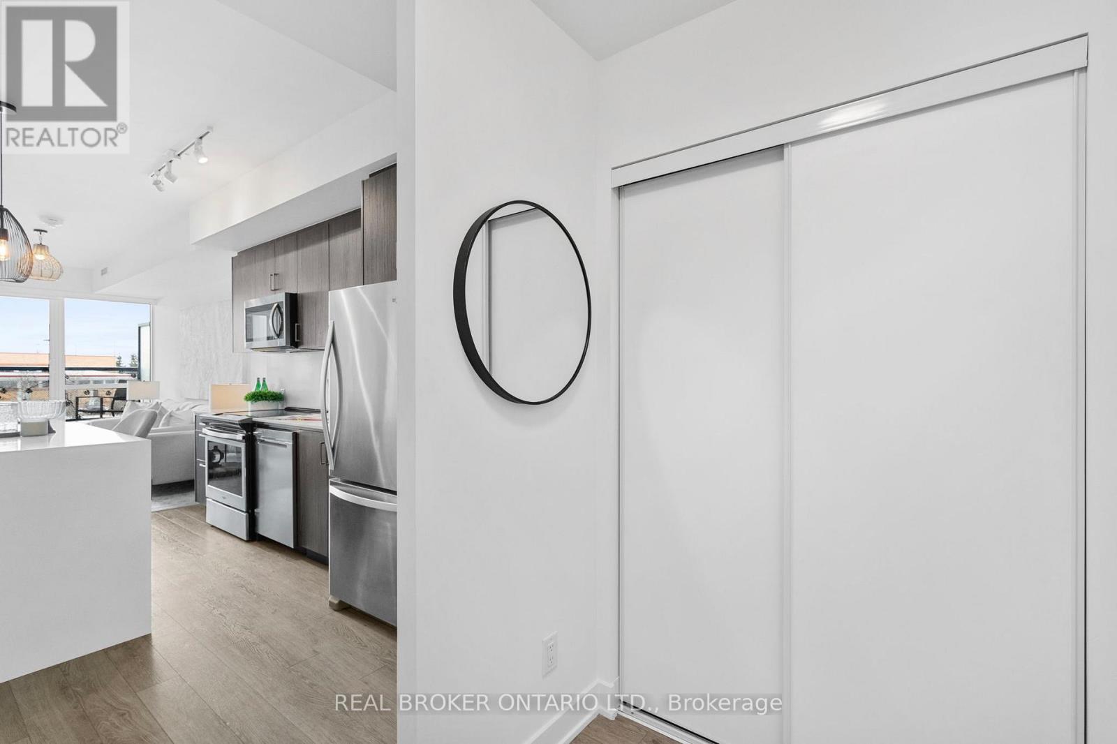 206 - 681 Yonge Street, Barrie, Ontario  L4N 4E8 - Photo 17 - S12775952
