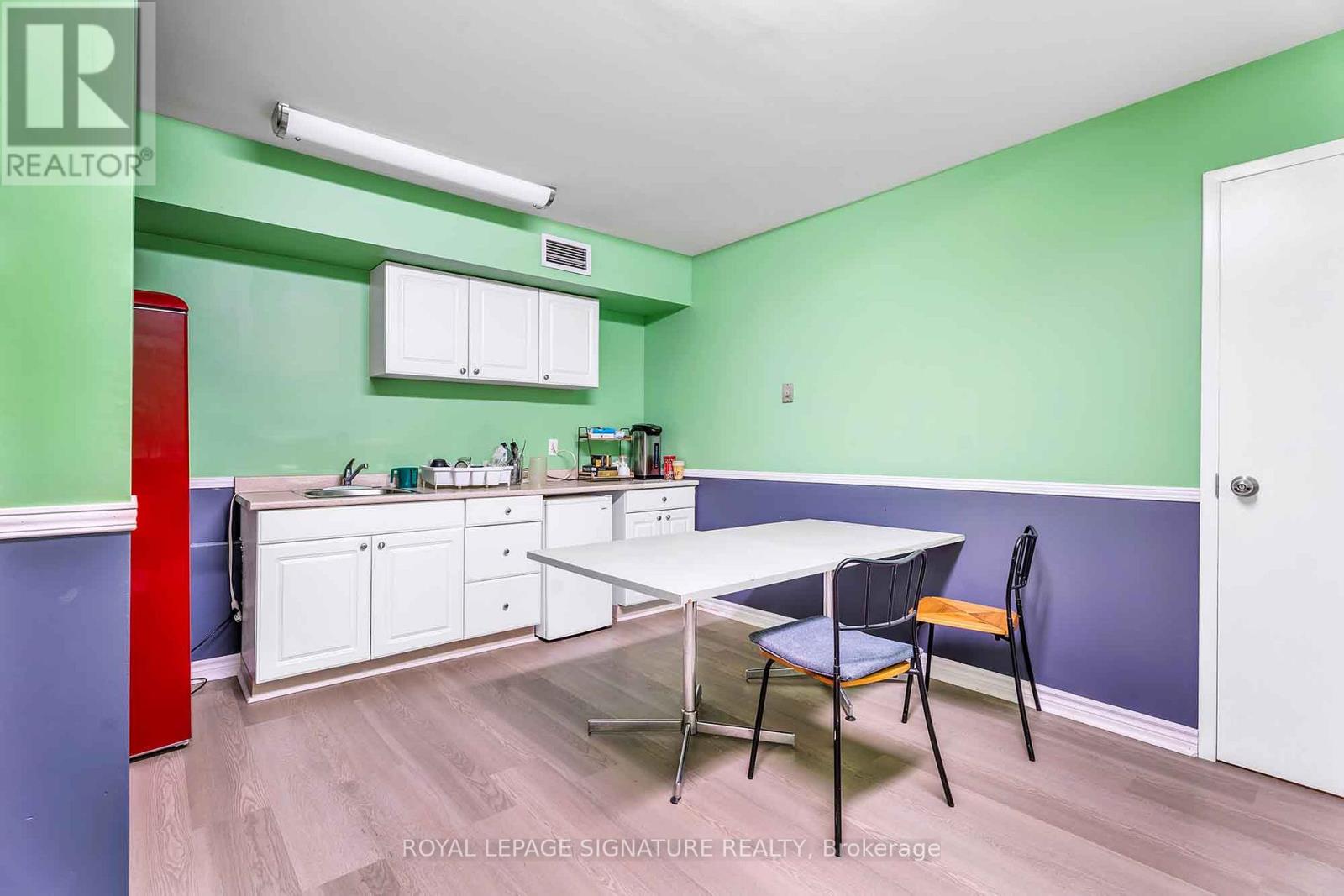 83 Dawson Manor Boulevard, Newmarket, Ontario  L3X 2H5 - Photo 23 - N13061718