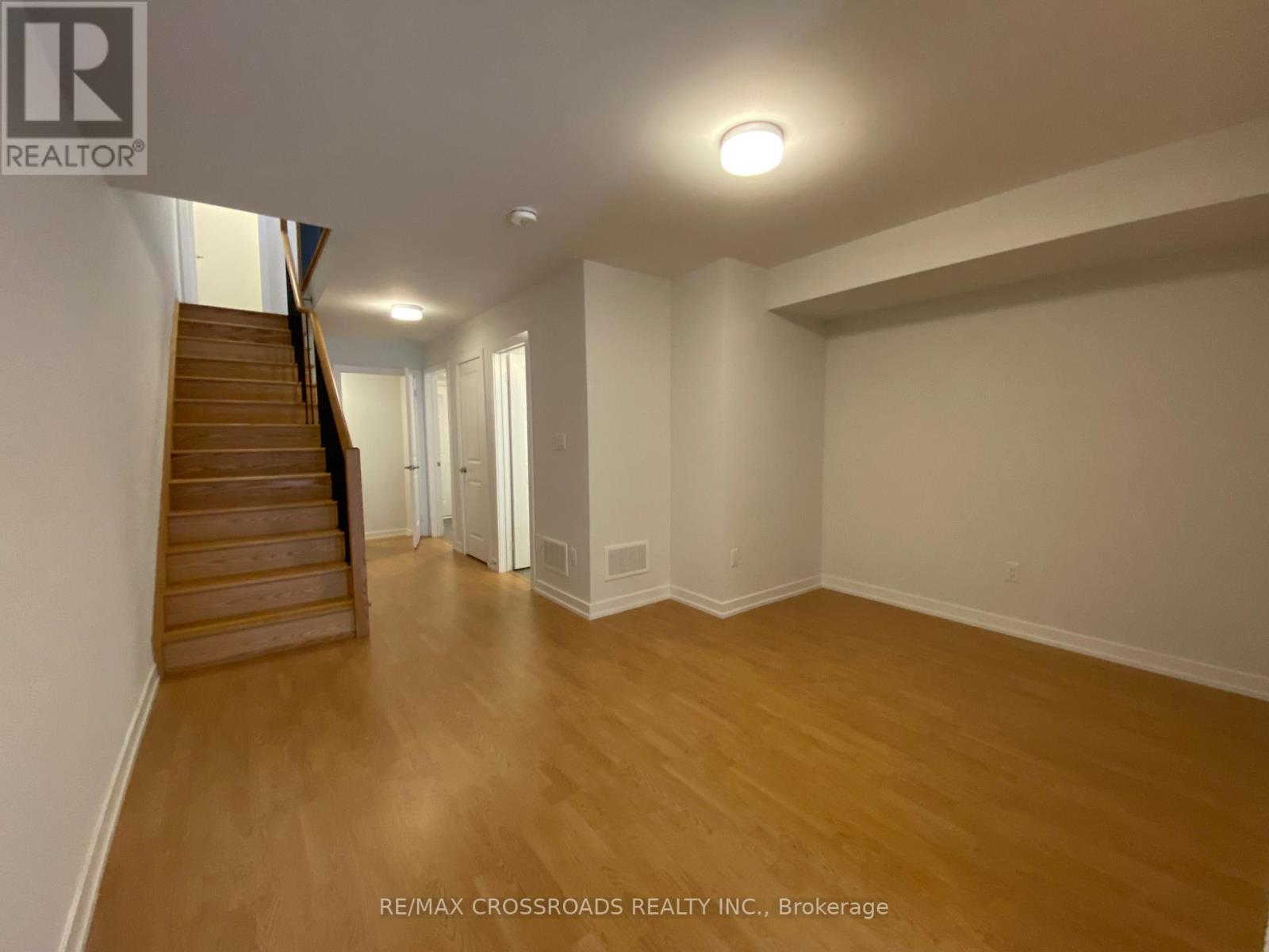68 Stauffer Crescent, Markham, Ontario  L6B 1R1 - Photo 4 - N13061722