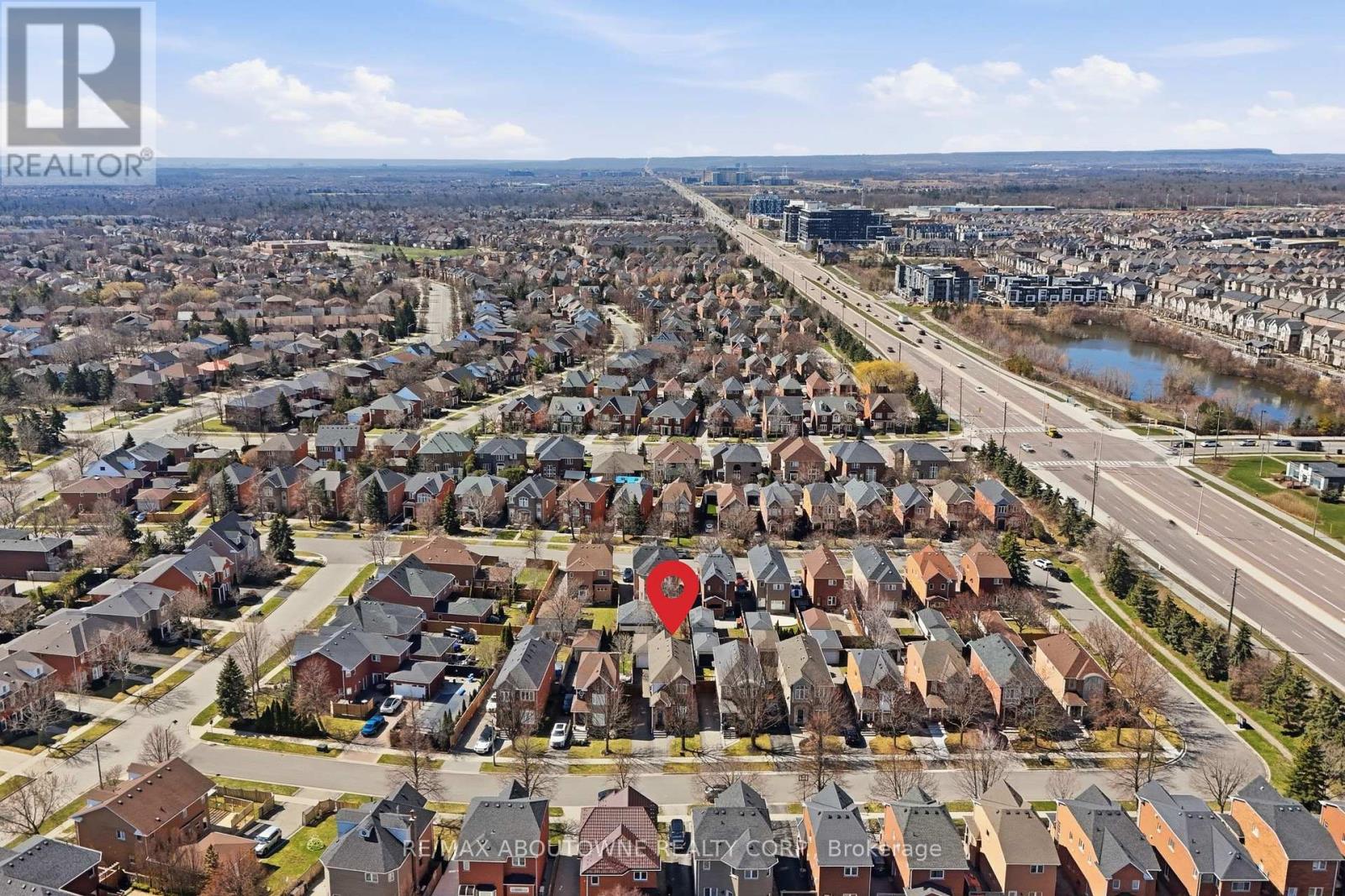 2665 Castle Hill Crescent, Oakville, Ontario  L6H 6J1 - Photo 42 - W12976132