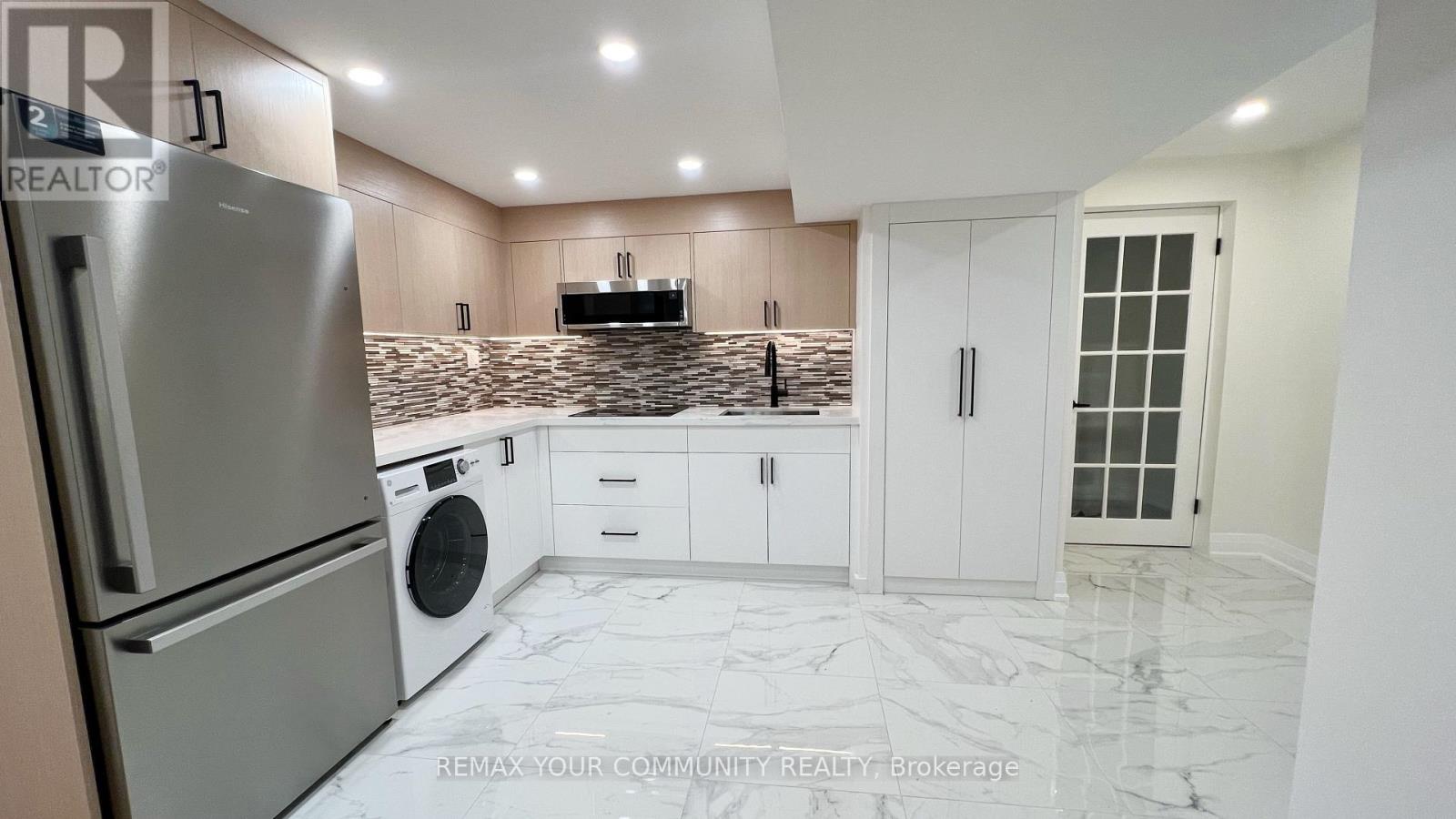 LOWER - 24 FOXHILL DRIVE, Vaughan, Ontario
