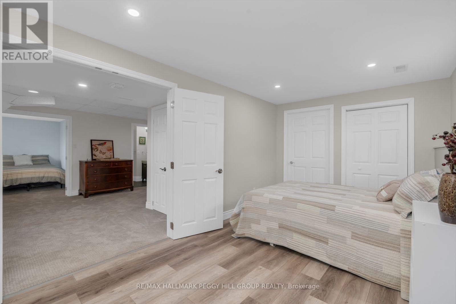 996 Arnold Street, Innisfil, Ontario  L0L 1W0 - Photo 10 - N13061916