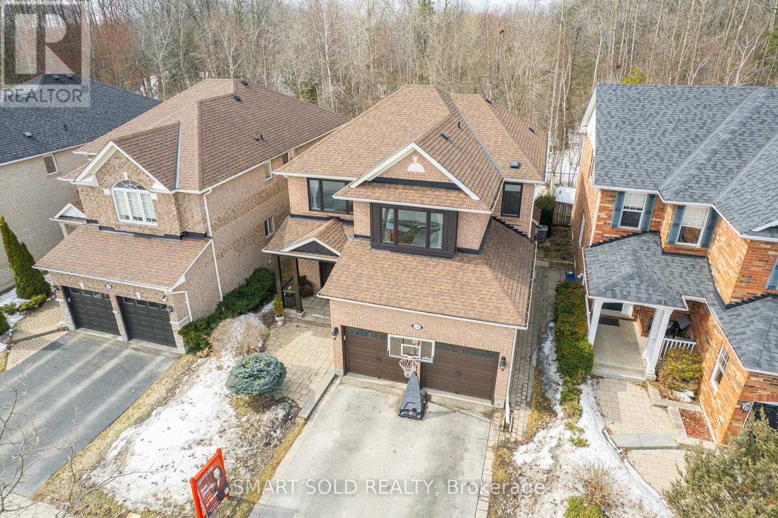 106 Wood Rim Drive, Richmond Hill, Ontario  L4E 4M9 - Photo 2 - N13061986