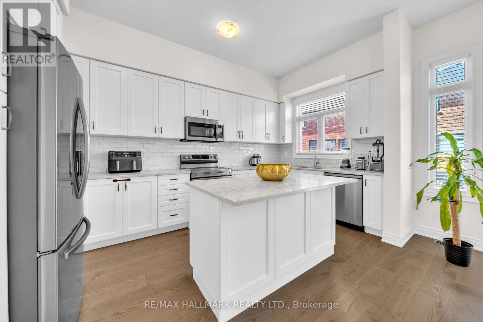 77 Terrain Court, East Gwillimbury, Ontario  L9N 0T2 - Photo 14 - N13061990