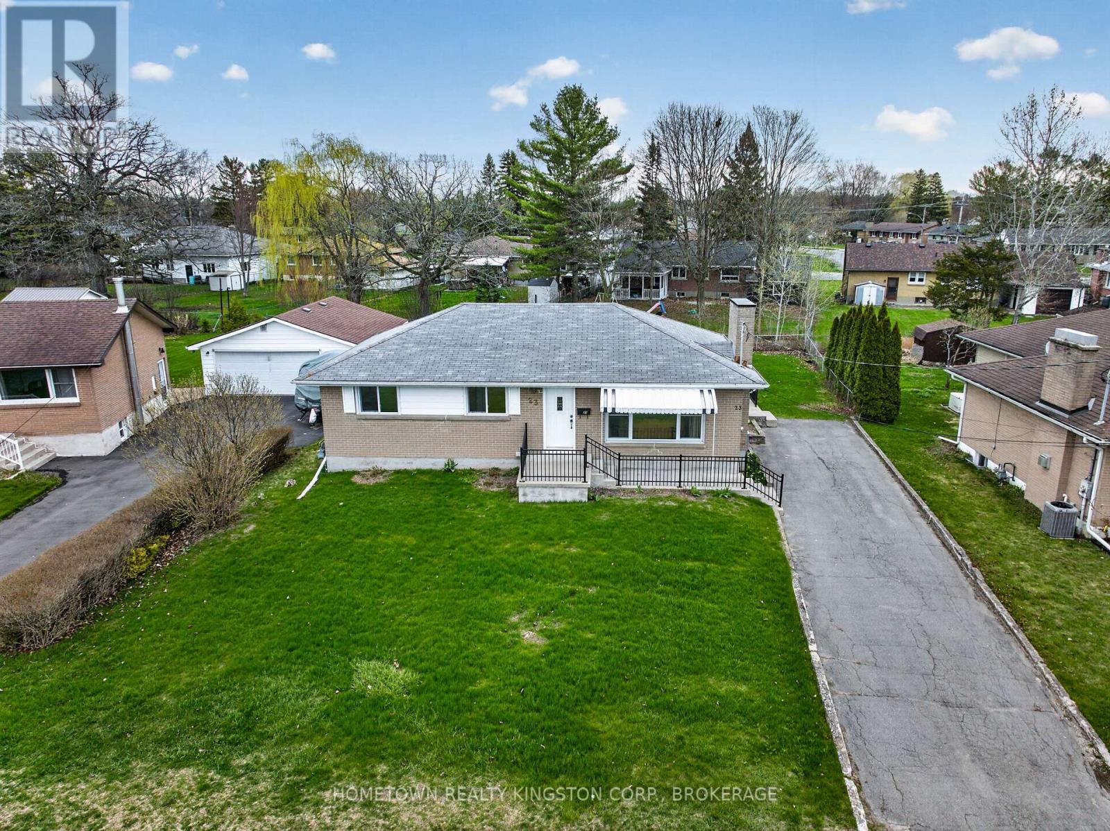 23 FAIRFIELD BOULEVARD, Loyalist, Ontario