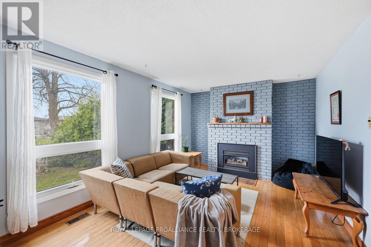 65 Abbey Dale Court, Kingston, Ontario  K7K 5W8 - Photo 6 - X13062108