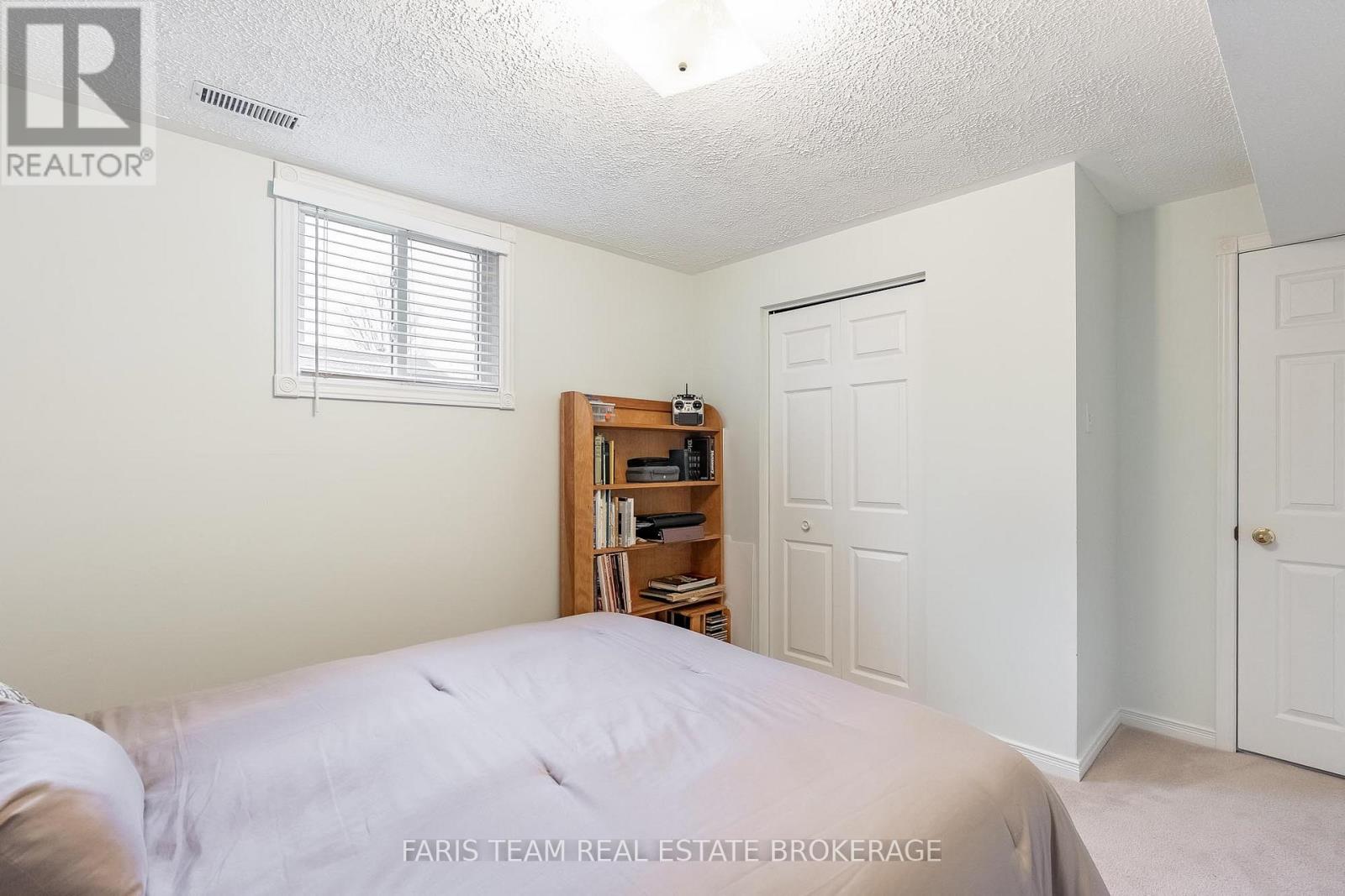 2 Sheffcote Street, Penetanguishene, Ontario  L9M 1W1 - Photo 27 - S13061822