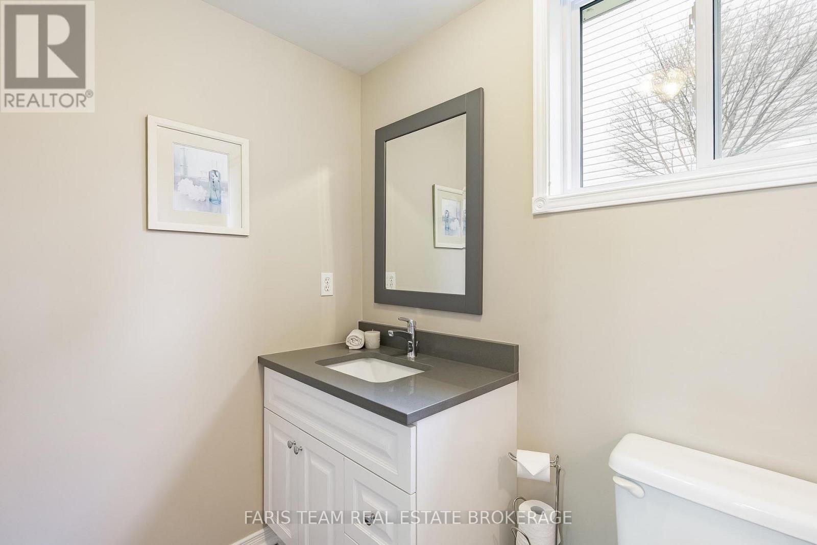 2 Sheffcote Street, Penetanguishene, Ontario  L9M 1W1 - Photo 28 - S13061822