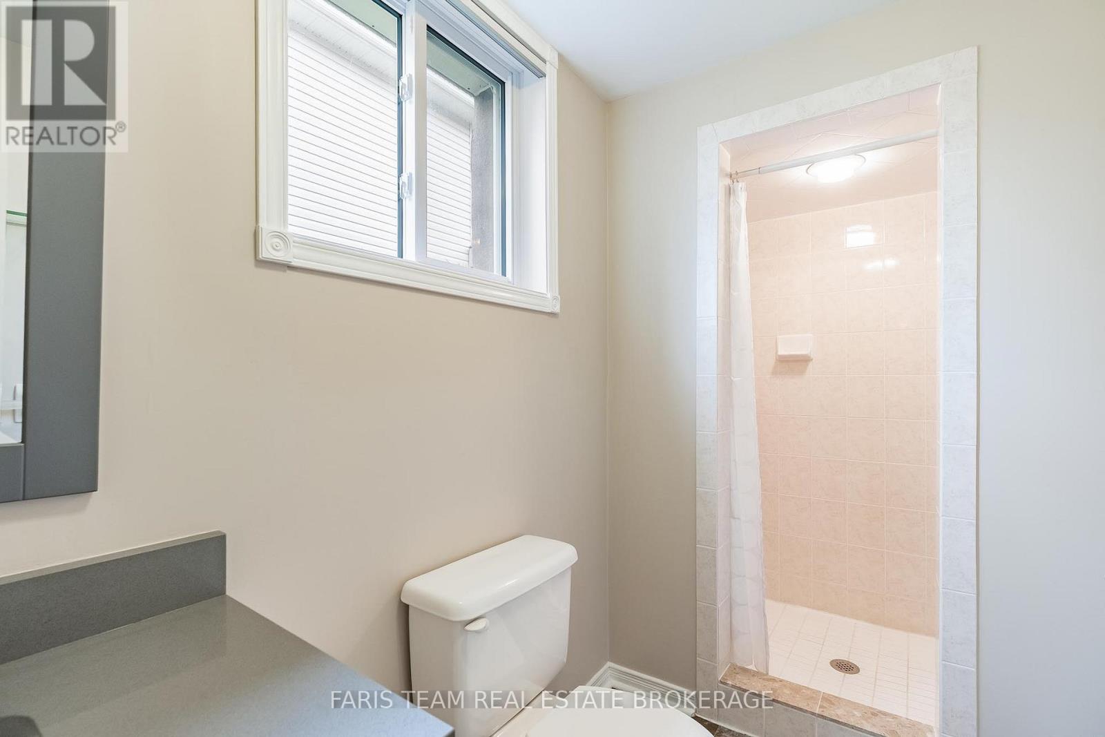 2 Sheffcote Street, Penetanguishene, Ontario  L9M 1W1 - Photo 29 - S13061822