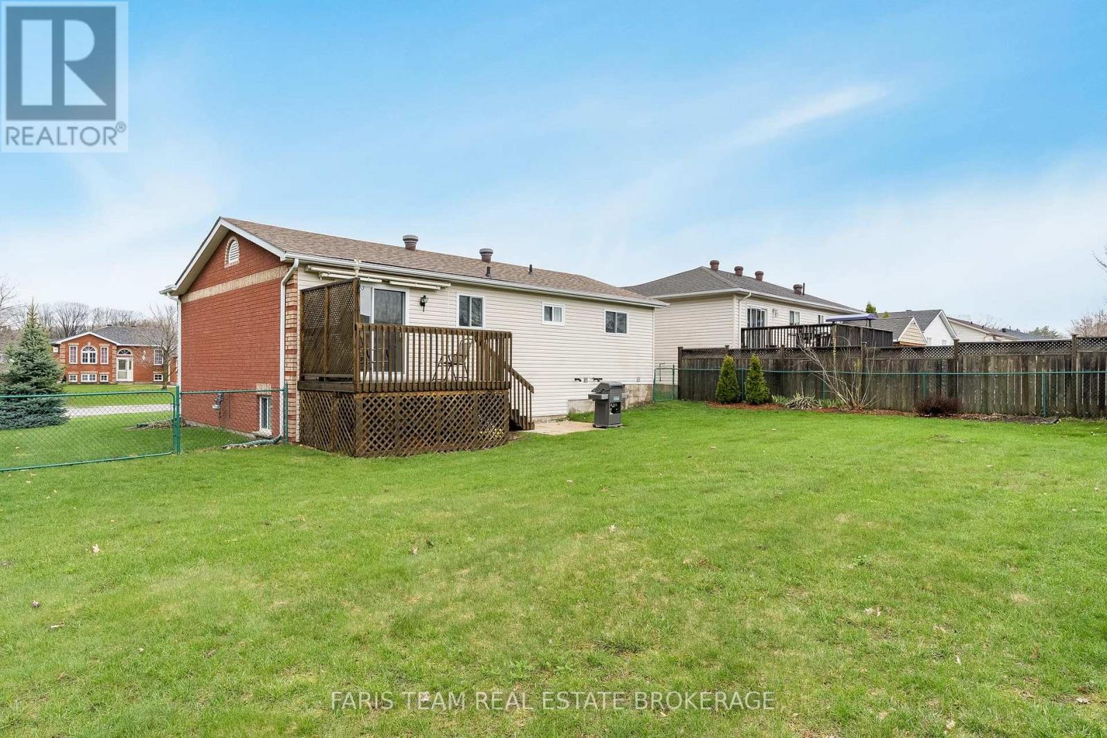 2 Sheffcote Street, Penetanguishene, Ontario  L9M 1W1 - Photo 36 - S13061822