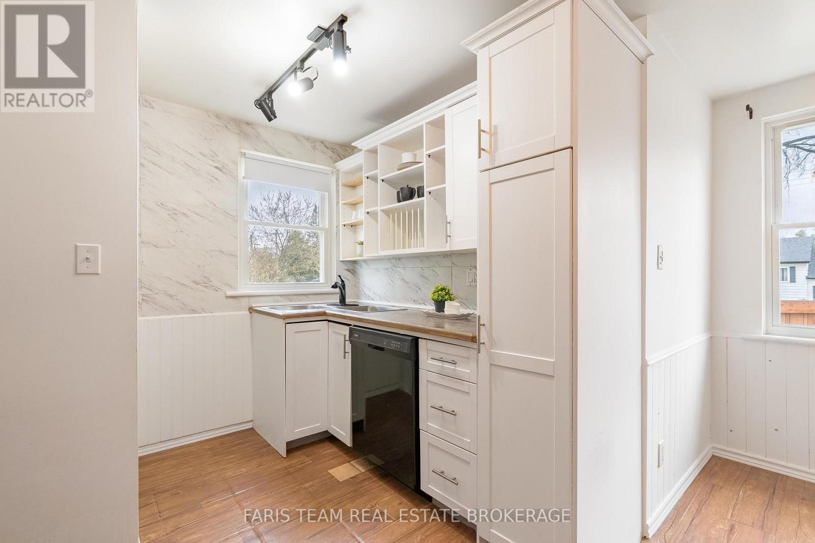 222 William Street, Clearview, Ontario  L0M 1S0 - Photo 8 - S13061908