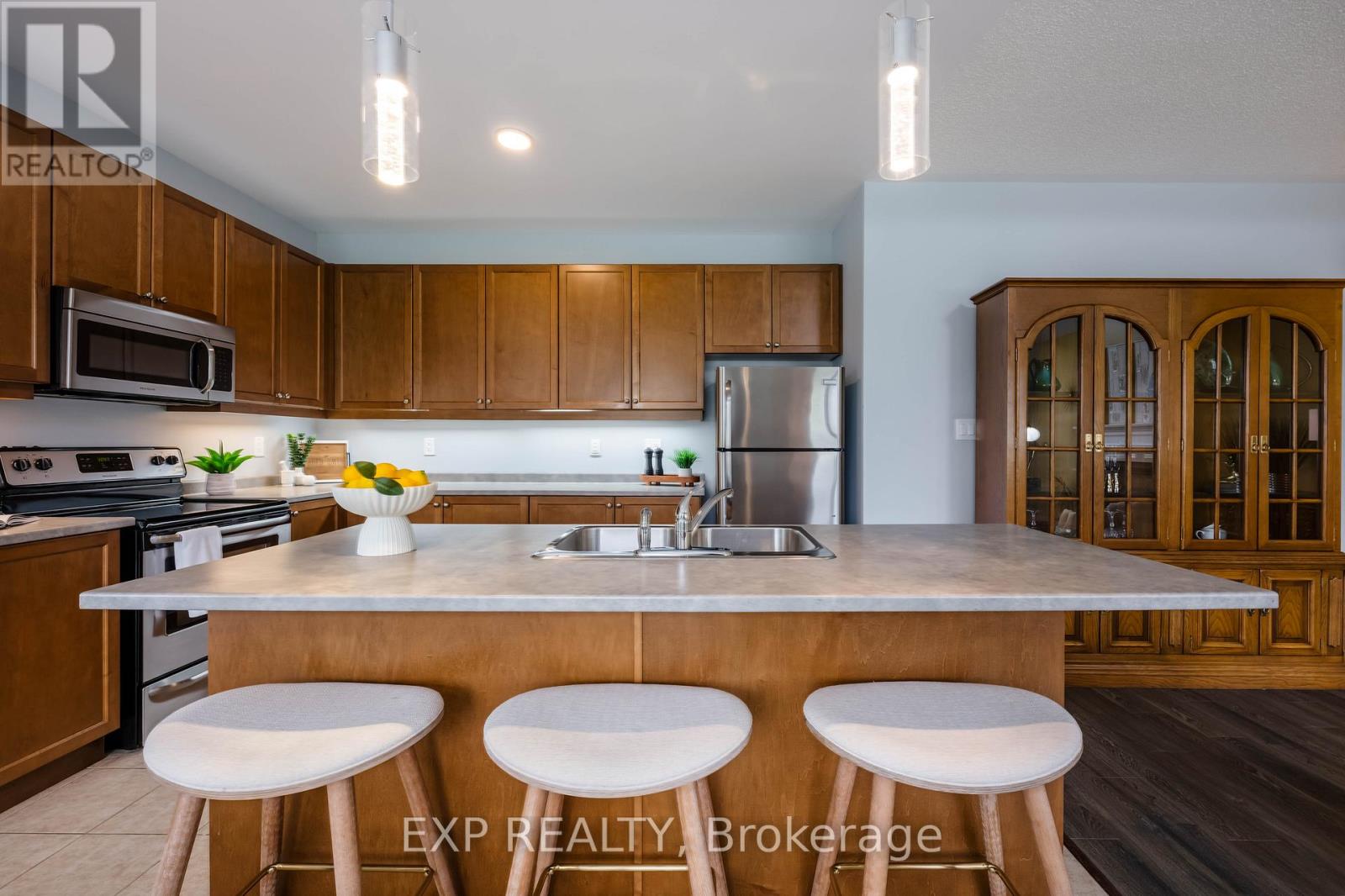 8 Clubhouse Drive, Collingwood, Ontario  L9Y 4Z6 - Photo 17 - S13061968