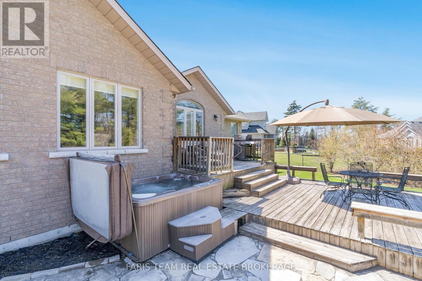 5 Blake Court, Wasaga Beach, Ontario  L9Z 1R8 - Photo 42 - S13061980