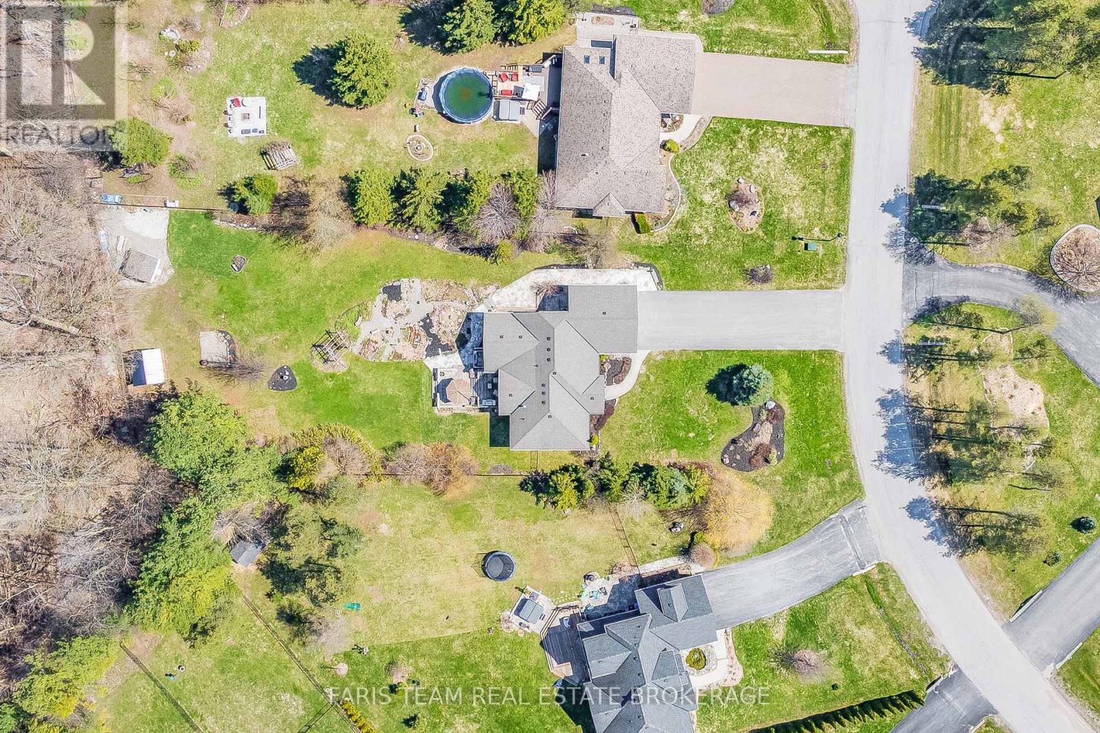 5 Blake Court, Wasaga Beach, Ontario  L9Z 1R8 - Photo 47 - S13061980