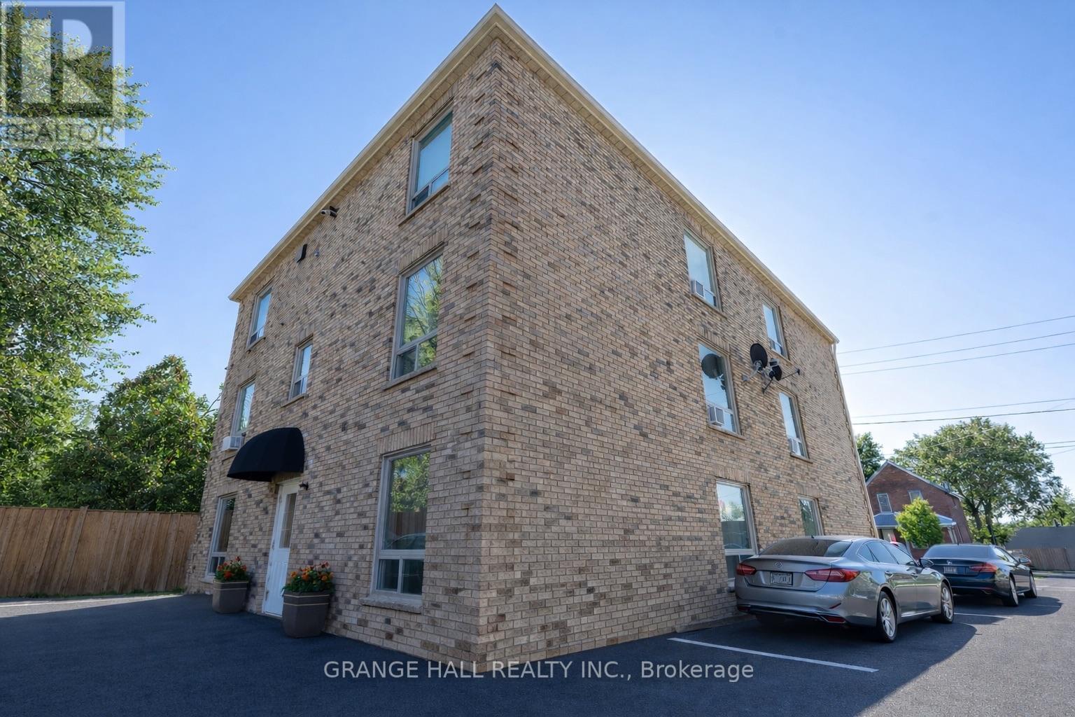 14 Elgin Street, Orillia, Ontario  L3V 1R9 - Photo 7 - S13062022