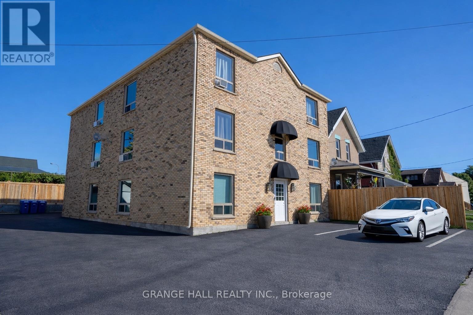 14 Elgin Street, Orillia, Ontario  L3V 1R9 - Photo 8 - S13062022